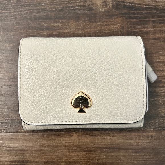 kate spade Handbags - Kate Spade Kayla Small L-Zip Wallet - BRAND NEW with bag